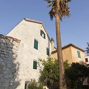 4* Bed and breakfast Baguc