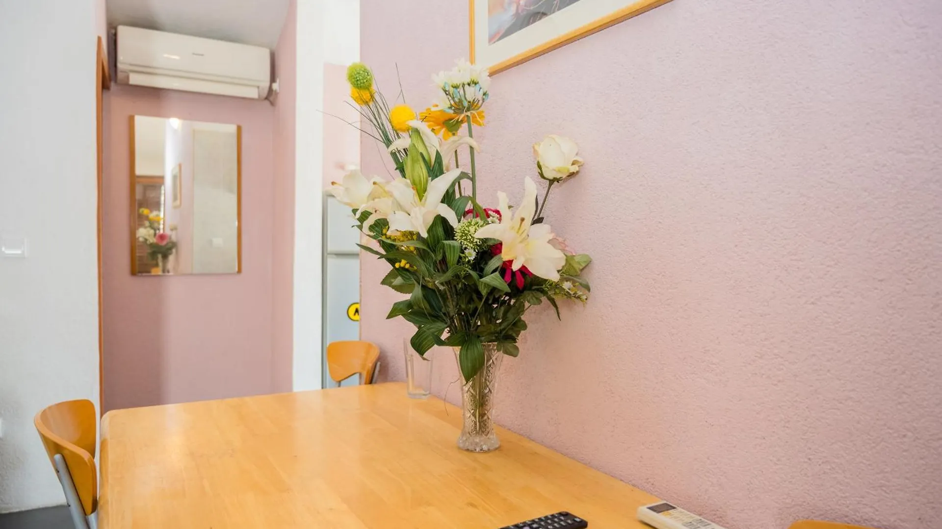 Cozy Guest House Kamenita Split 0*,  Croatia